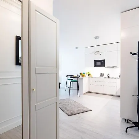 Amber Old Town Apartment